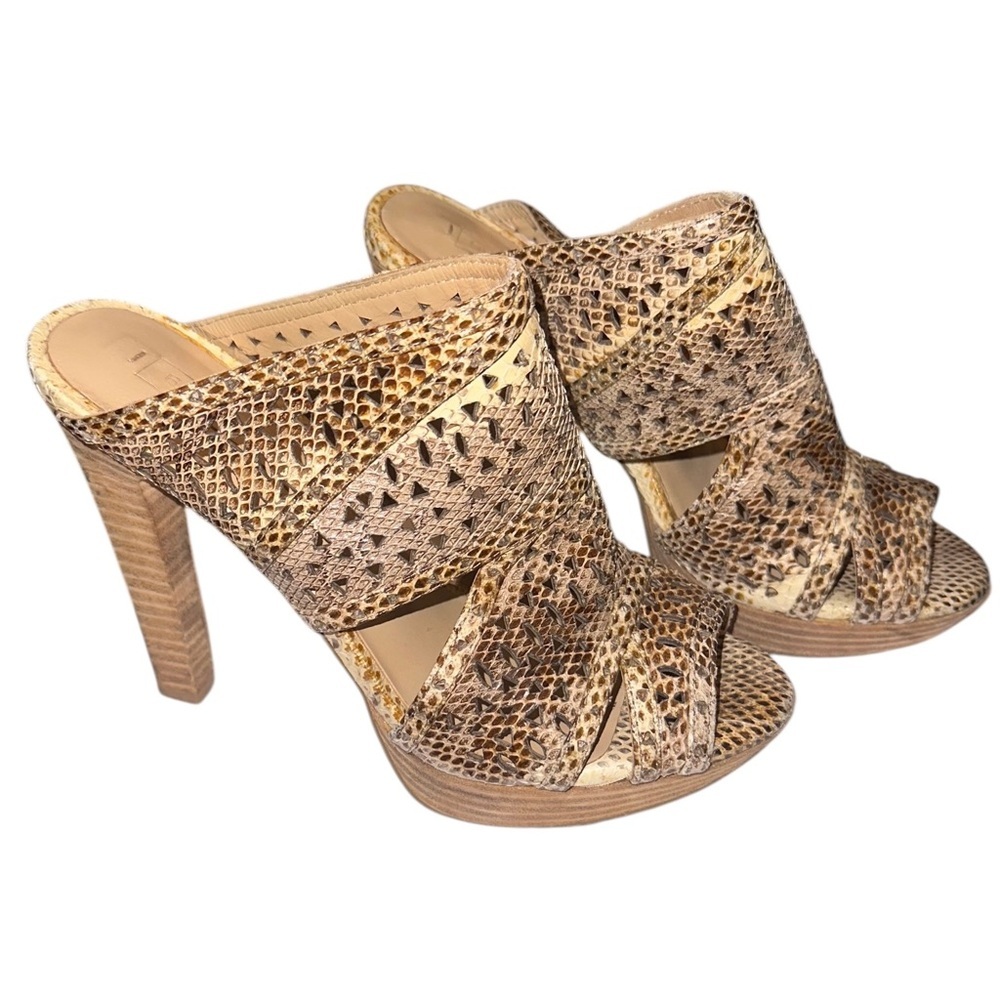 BCBGMAXAZRIA Galinac Python Peep Toe Mules/Slides Heels Platforms Pumps - Size 8 - Picture 3 of 11